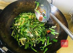 豆皮炒韭菜的做法图解5