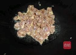杏鲍菇炒牛肉粒的做法图解6
