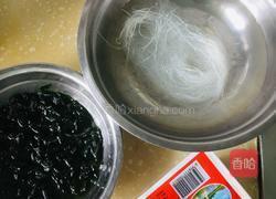 鸭血粉丝海菜汤的做法图解1