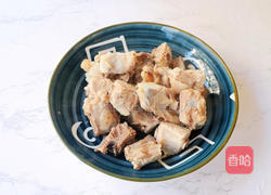 菌菇玉米排骨汤的做法图解3