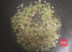 宝宝辅食～火龙果炒饭的做法图解4