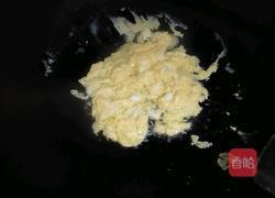 菠菜炒鸡蛋的做法图解2