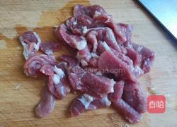 杏鲍菇炒肉片的做法图解2