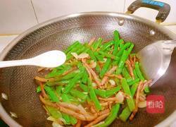 茶树菇炒四季豆的做法图解14