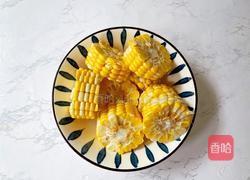 香菇玉米排骨汤的做法图解3