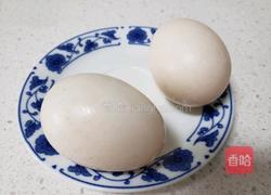 鸭蛋炒莴笋的做法图解1
