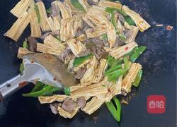 腐竹炒肉的做法图解5