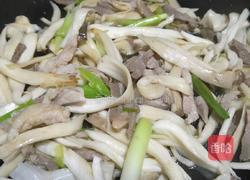 杏鲍菇炒肉的做法图解6