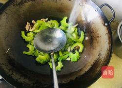 苦瓜炒肉的做法图解6