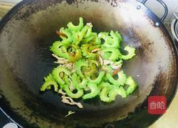 苦瓜炒肉的做法图解7