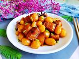 五花肉焖小土豆