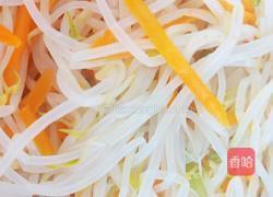炝拌绿豆芽的做法图解7