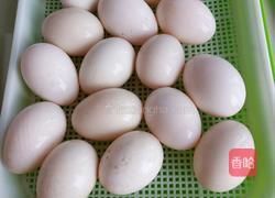 家庭版腌咸蛋的做法图解1