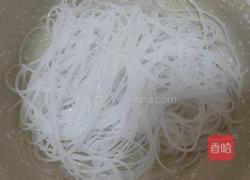 虾仁炒粉丝的做法图解1