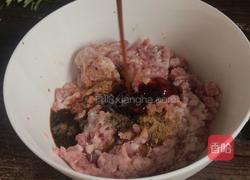 马齿苋韭菜馅饺子的做法图解3