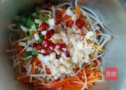 炝拌绿豆芽的做法图解6