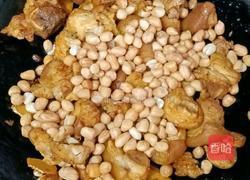 莲藕花生炖猪脚的做法图解10