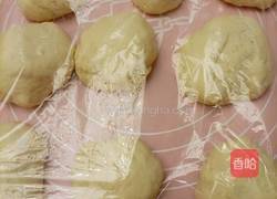 豆沙面包的做法图解1