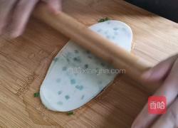 葱油饼（饺子皮版）的做法图解6