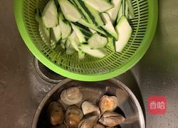 蛤蜊丝瓜汤（夏日粤菜靓汤）的做法图解1