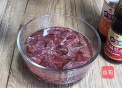 酸辣椒木耳炒牛肉的做法图解4