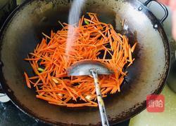 胡萝卜丝炒豆干的做法图解5