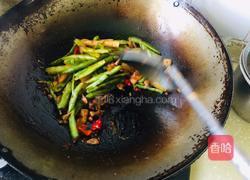 干锅肉丁配土豆四季豆的做法图解11