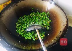 线椒炒鸡蛋的做法图解7