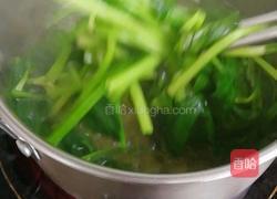 菠菜炒鸡蛋的做法图解1