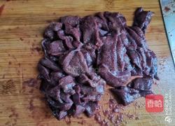 青椒炒猪肝的做法图解2