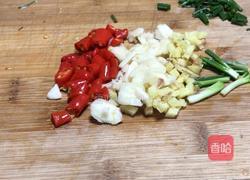 小炒鸡肉的做法图解3