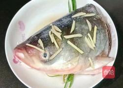 剁椒蒸鱼头的做法图解2