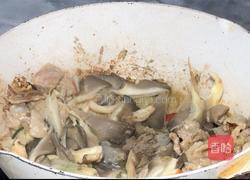 平菇炒肉的做法图解7