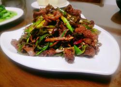 木耳辣椒炒肉