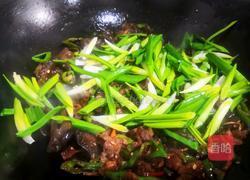 木耳辣椒炒肉的做法图解8