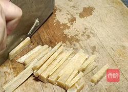 萝卜鱼肉汤的做法图解4