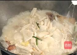 萝卜鱼肉汤的做法图解8