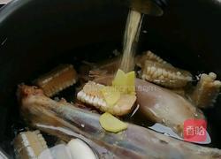 玉米段羊腿汤的做法图解3