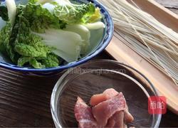 青菜肉丝汤面的做法图解1