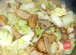 白菜炖肉圆子的做法图解7