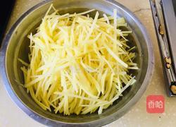 土豆丝炒酸菜的做法图解2