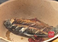 豆瓣鲫鱼的做法图解4