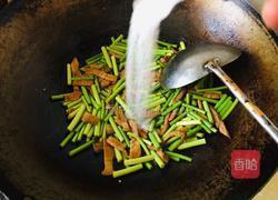 蒜苔炒肉丝的做法图解7