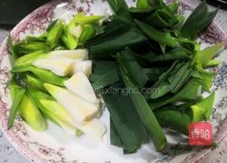 木耳平菇肉三鲜的做法图解3
