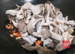 木耳平菇肉三鲜的做法图解8