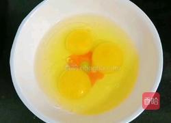 胡萝卜木耳蛋炒饭的做法图解4