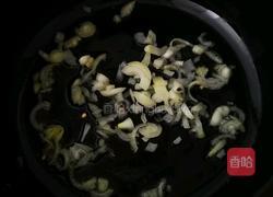 熬制牛肉香辣酱的做法图解3
