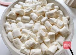 棉花糖布丁的做法图解2