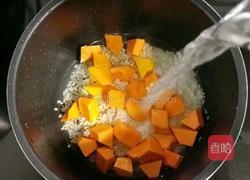 双米南瓜瘦肉粥的做法图解11