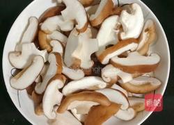 土豆香菇拌芝士面的做法图解2